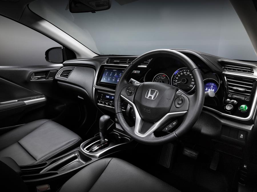 Интерьер Honda City VTi-L 2017 года  (AU) (фото 7 из 10)